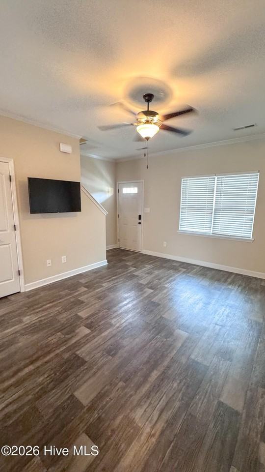 203 Justice Farm Dr - Photo 5 of 19