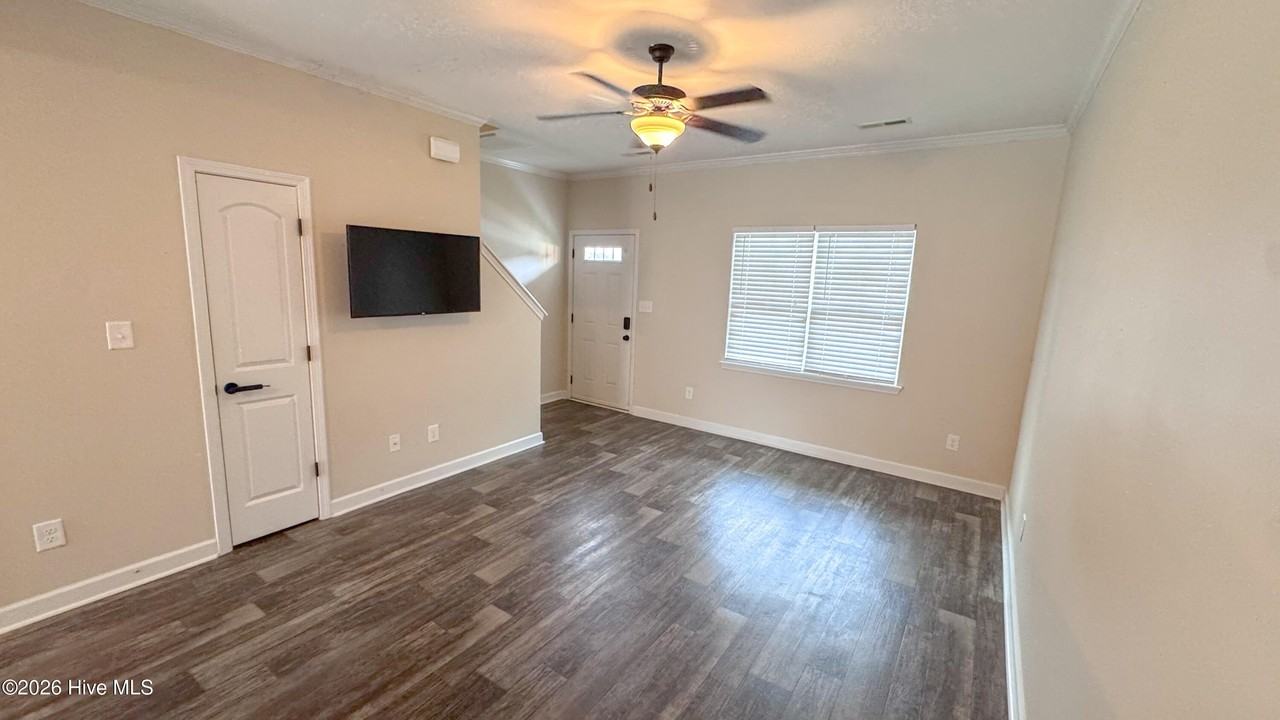 203 Justice Farm Dr - Photo 6 of 19