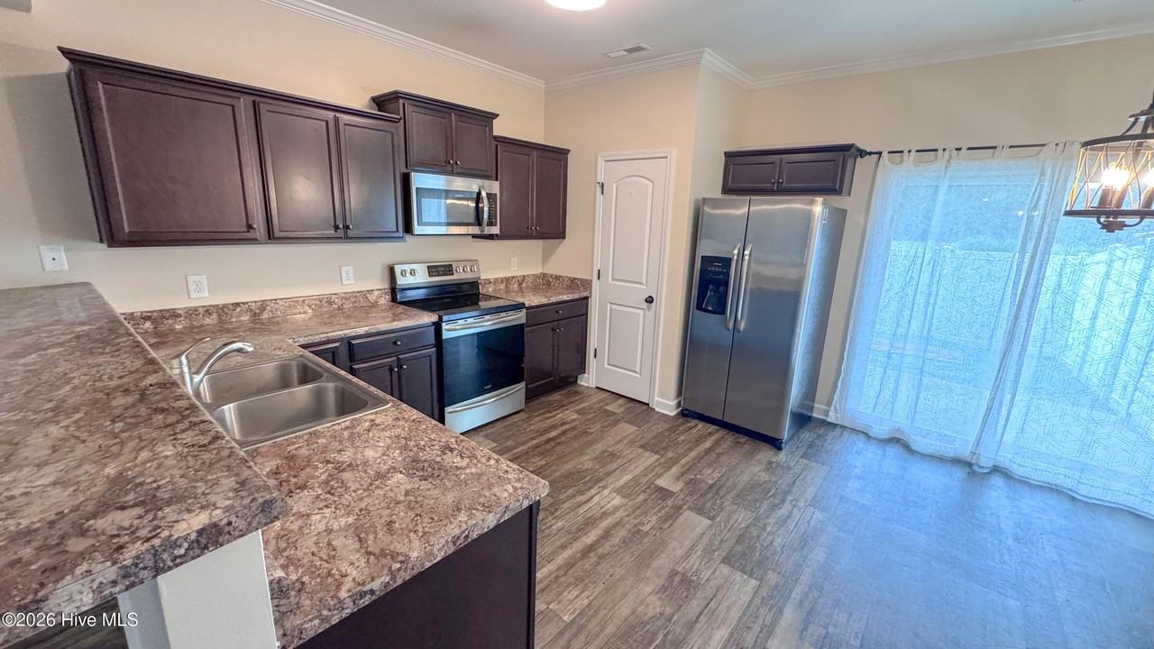 203 Justice Farm Dr - Photo 7 of 19
