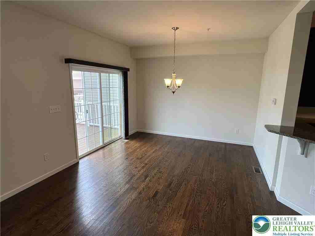 237 Snapdragon Way - Photo 7 of 27