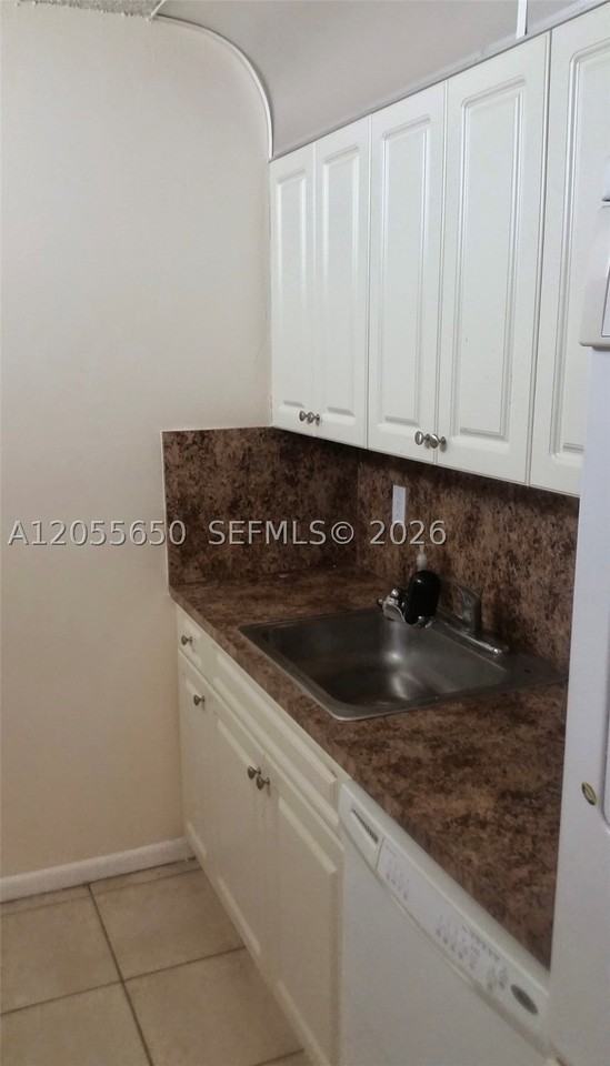 8260 Sw 210th St #309 - Photo 7 of 9