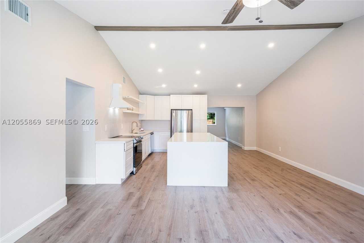 11511 11511 SW 81st Rd #11511 - Photo 5 of 34