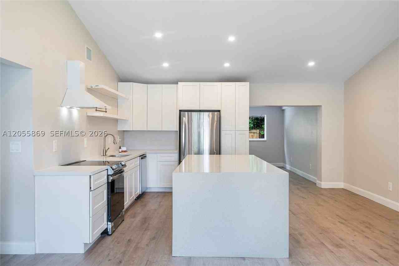11511 11511 SW 81st Rd #11511 - Photo 6 of 34