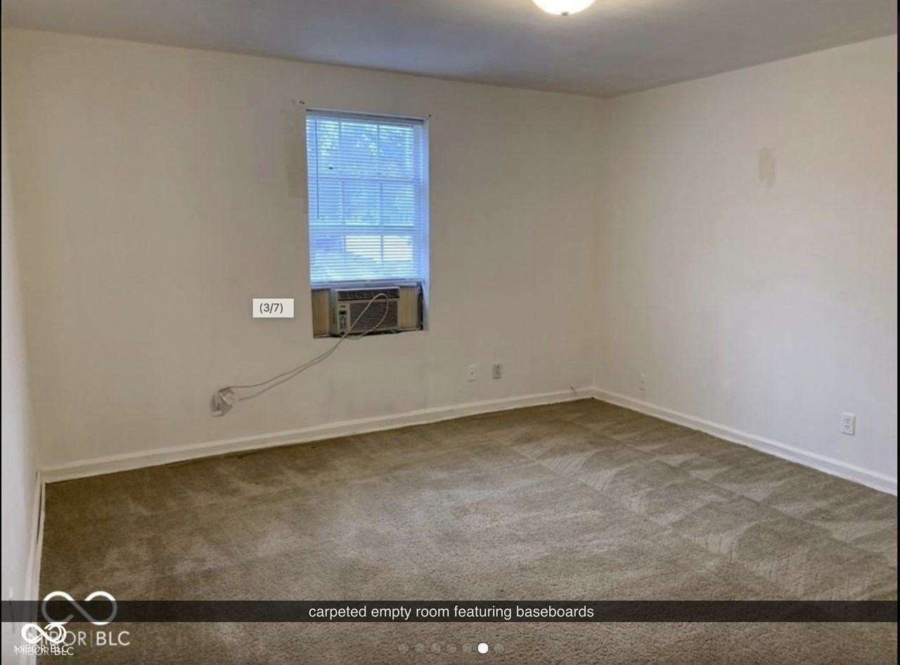 330 W 40th St - Photo 3 of 7