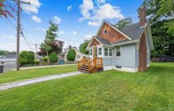 8 Rosewood Ave - Photo 1 of 1