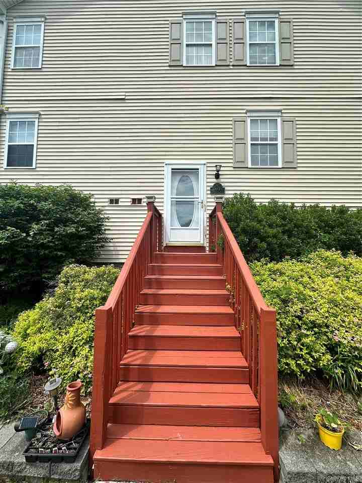 60 Peach Pl - Photo 2 of 48