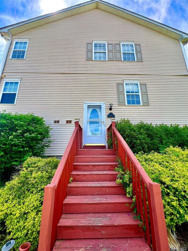 60 Peach Pl - Photo 3 of 48