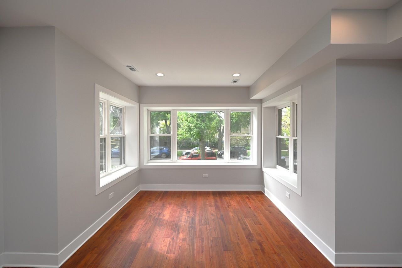 1630 W Thorndale Ave #1 - Photo 5 of 29