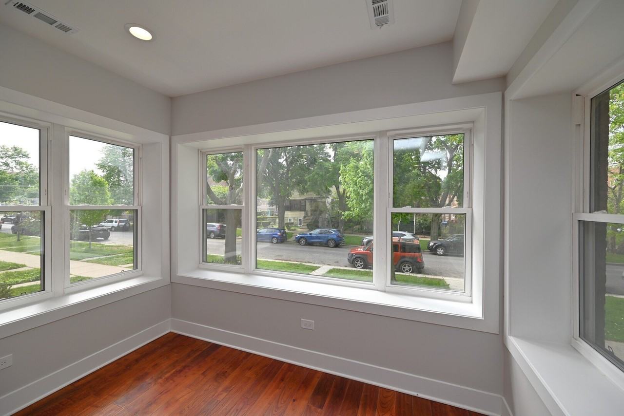 1630 W Thorndale Ave #1 - Photo 6 of 29