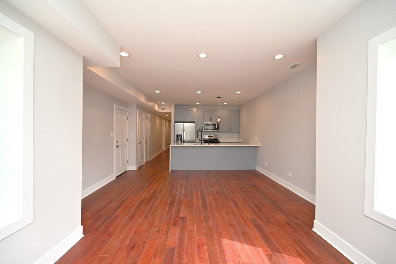 1630 W Thorndale Ave #1 - Photo 7 of 29