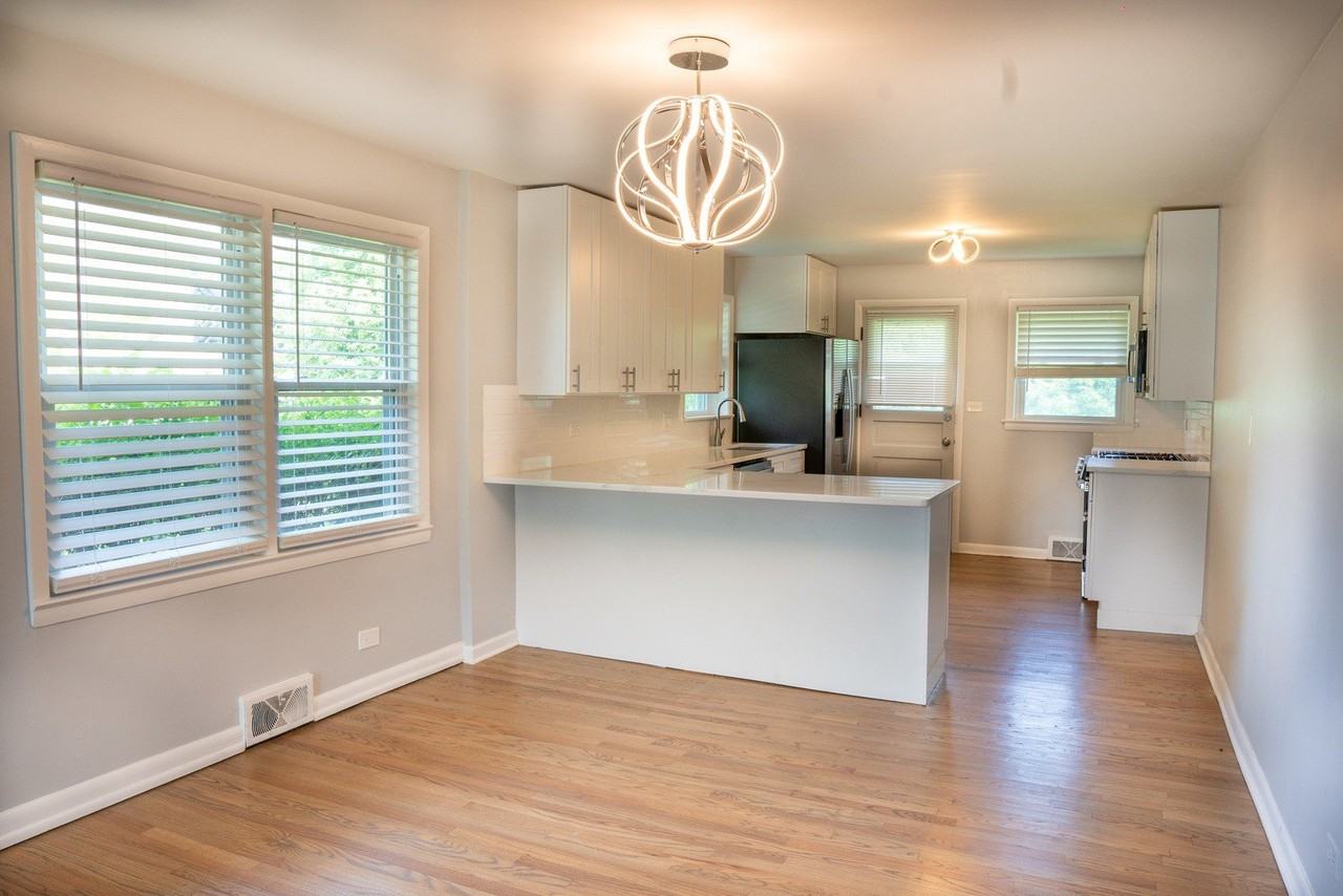 9733 Karlov Ave - Photo 2 of 38