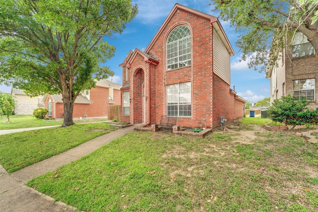 1410 Post Oak Dr - Photo 2 of 27