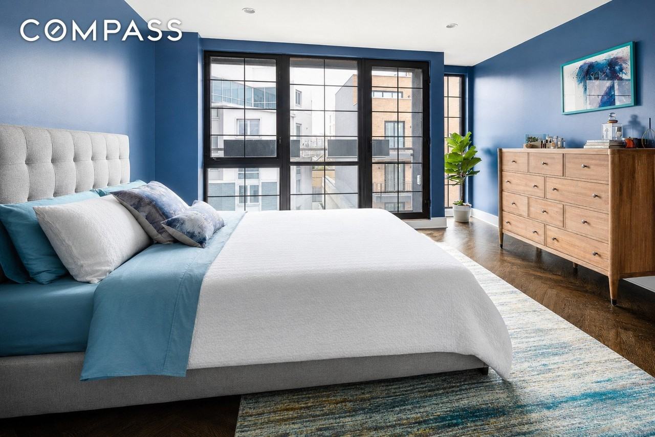 245 Manhattan Ave #4A - Photo 6 of 9