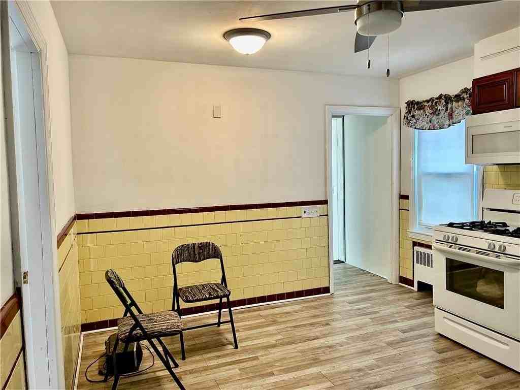 2 Locust Ave - Photo 6 of 14
