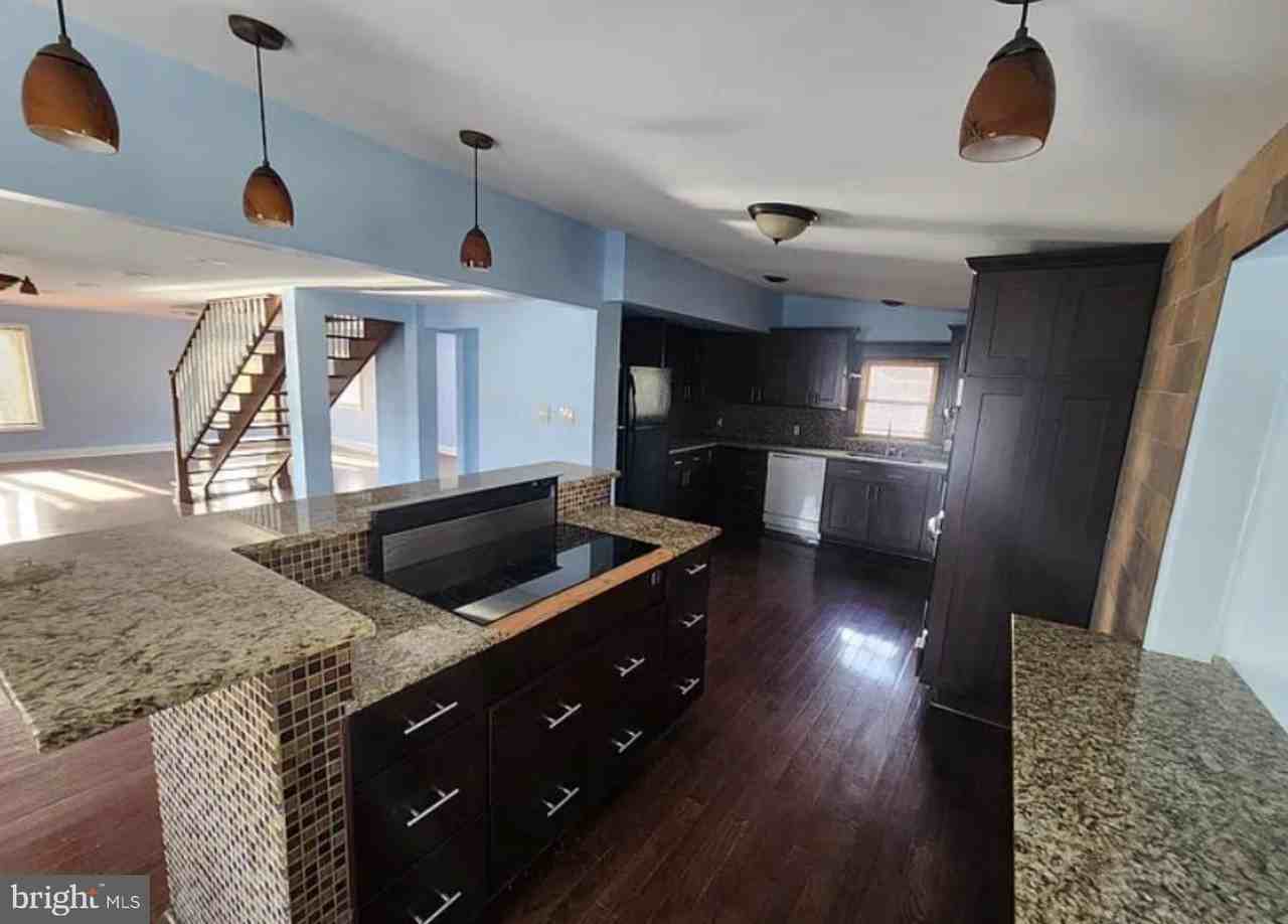 42 Tilbury Rd - Photo 5 of 7