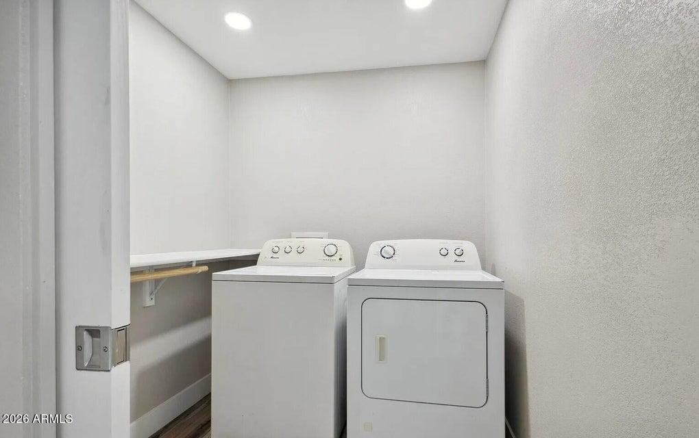 2068 E Howe Ave - Photo 5 of 20