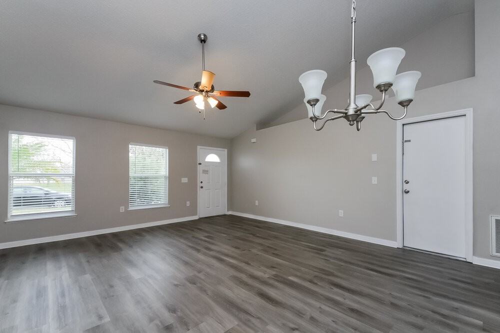 2790 Woodland Creek Loop - Photo 4 of 15