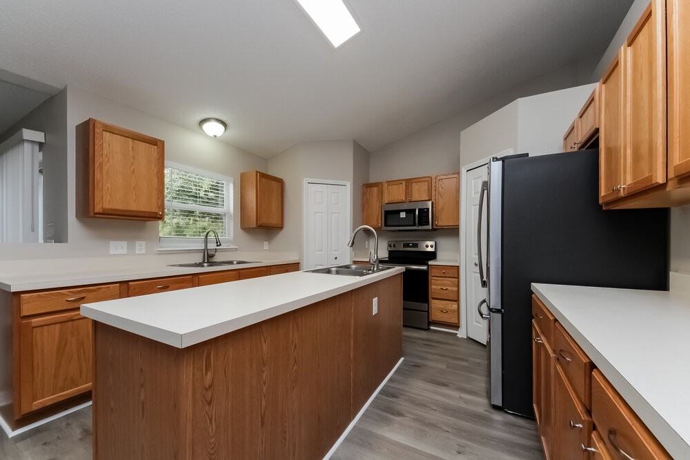 2790 Woodland Creek Loop - Photo 6 of 15