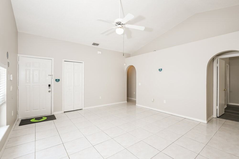 7612 Fort Sumter Dr - Photo 5 of 16