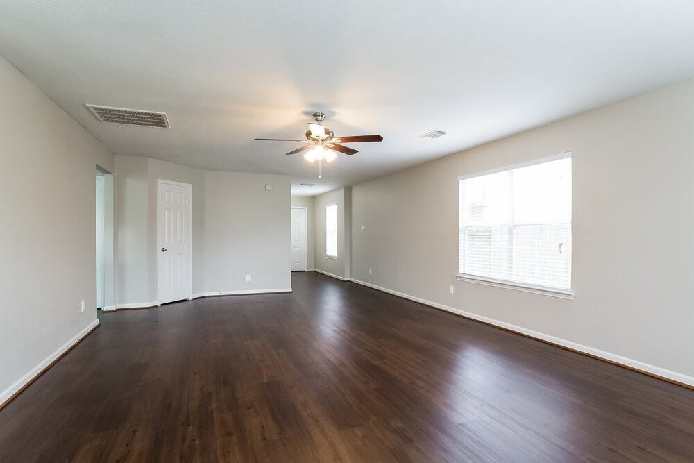 21831 Westfield Ridge Dr - Photo 3 of 16