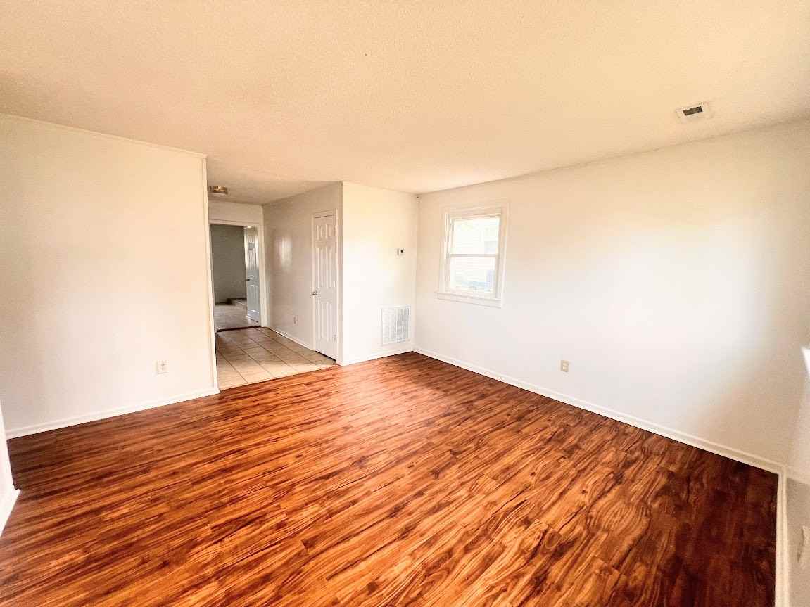 601 Hill Avenue - Photo 2 of 10