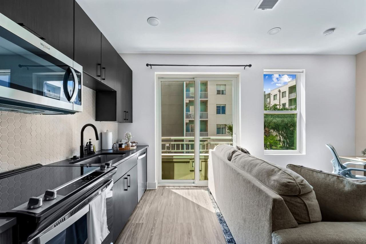 617 N 12th St #1313903P - Photo 7 of 24