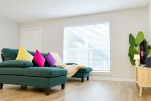 featured image of 1001 Pinemont Dr