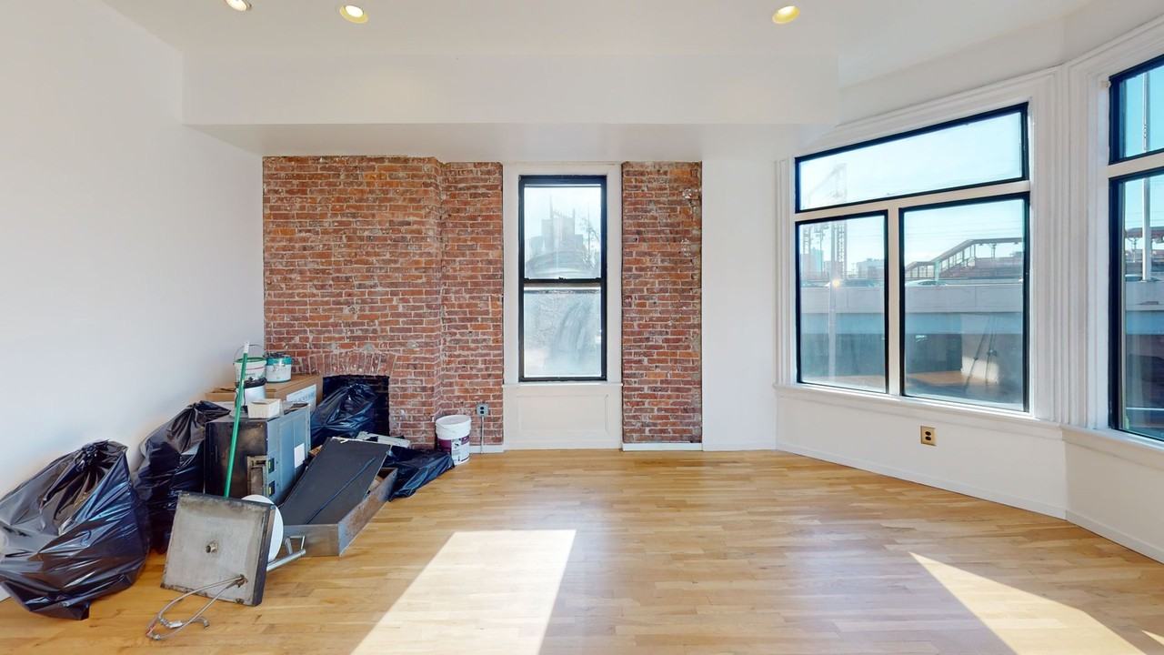 402 Broad St - Photo 7 of 7