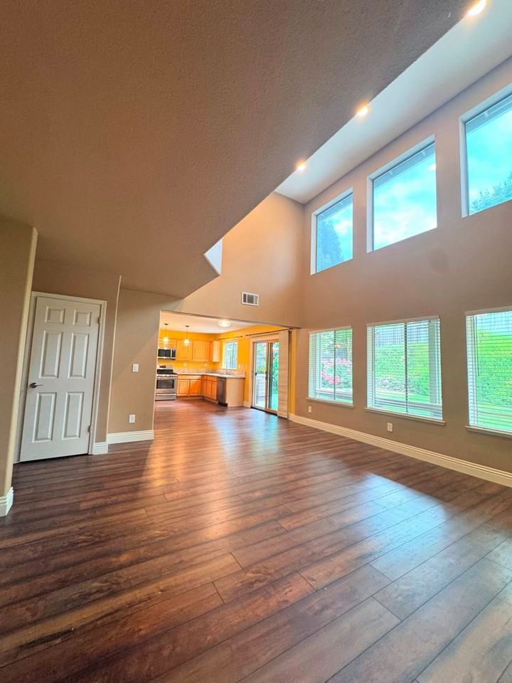 477 Fisher Cir - Photo 3 of 26