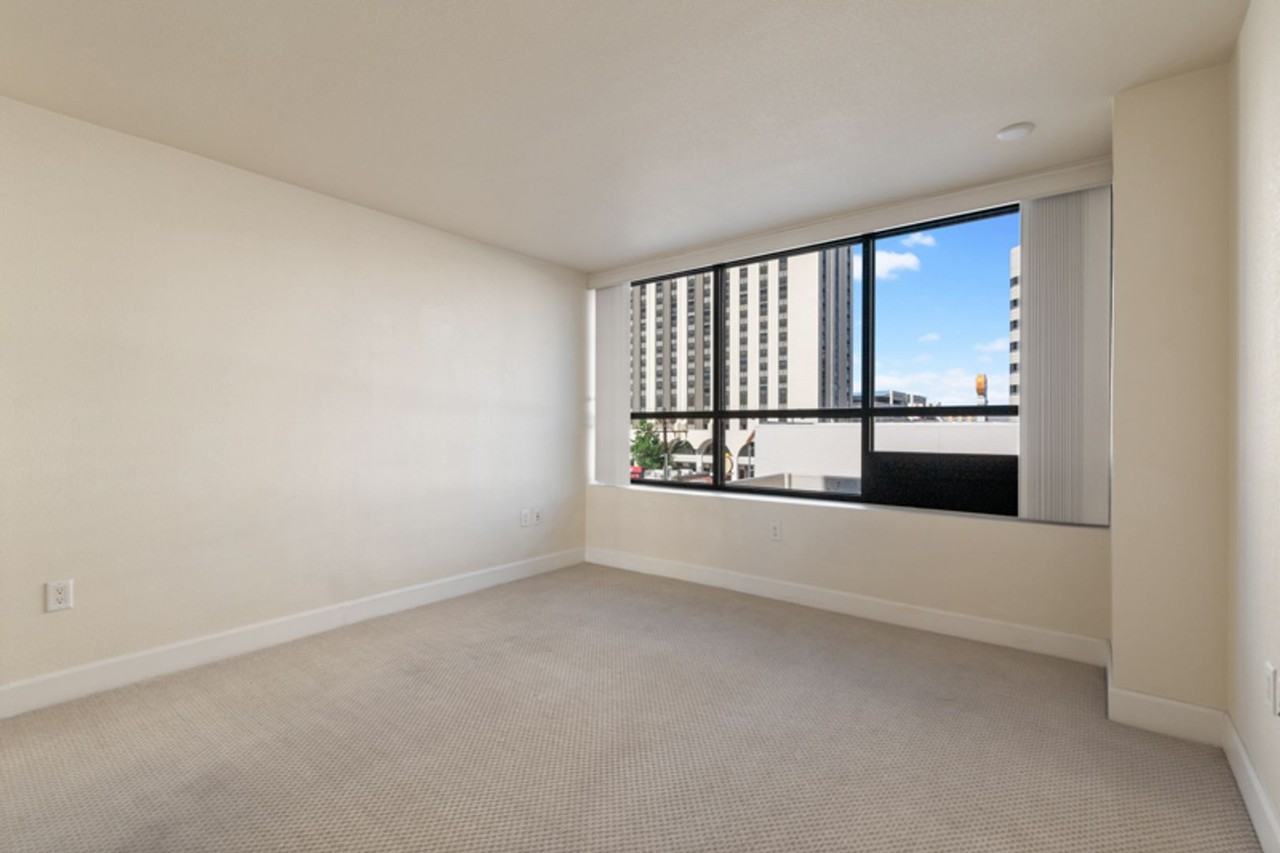 450 N Arlington Ave #502 - Photo 5 of 14
