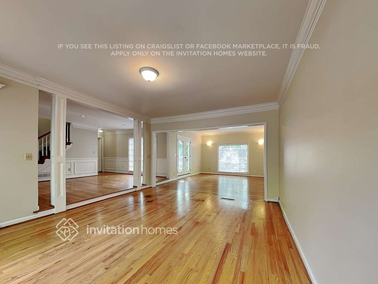 9320 N Lake Dr - Photo 5 of 25