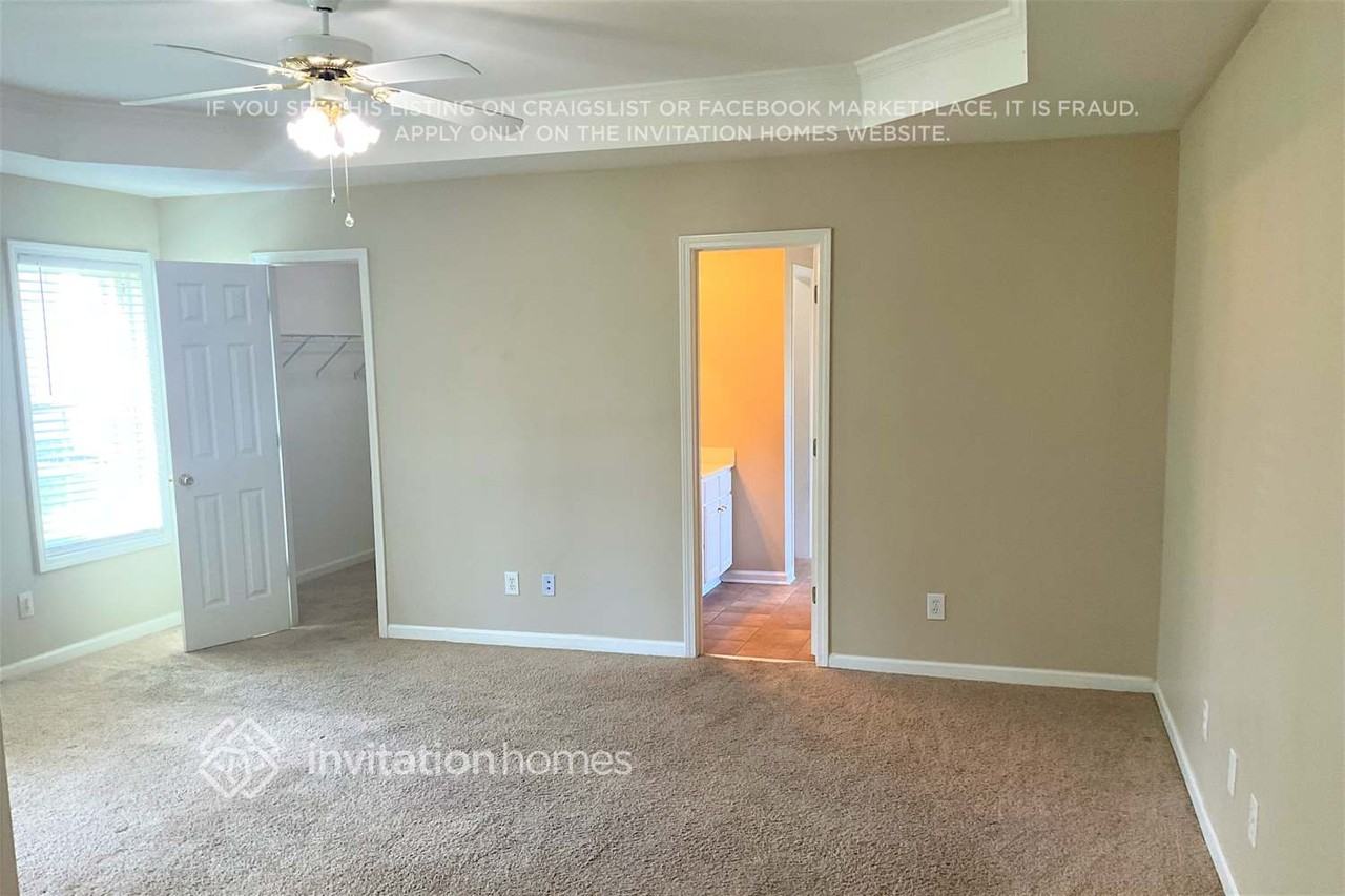 2380 Thornberry Dr - Photo 5 of 12