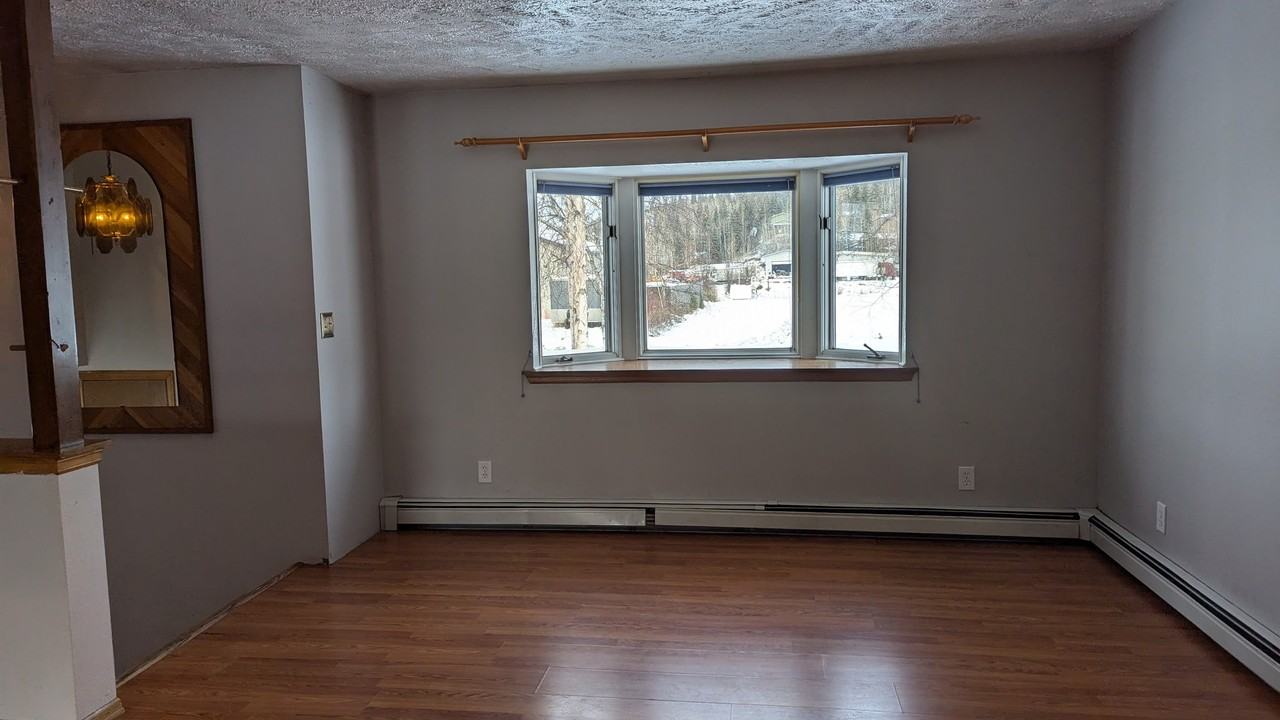 1235 Airline Dr #A - Photo 5 of 16