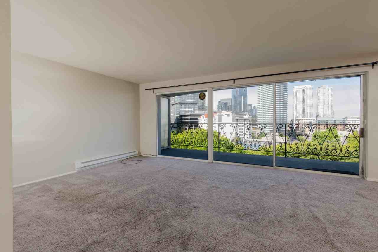 1740 Melrose Ave #502 - Photo 2 of 16