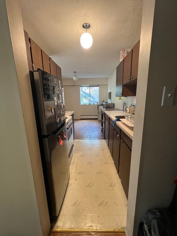 1107 West 14th Avenue #208 - Photo 3 of 9