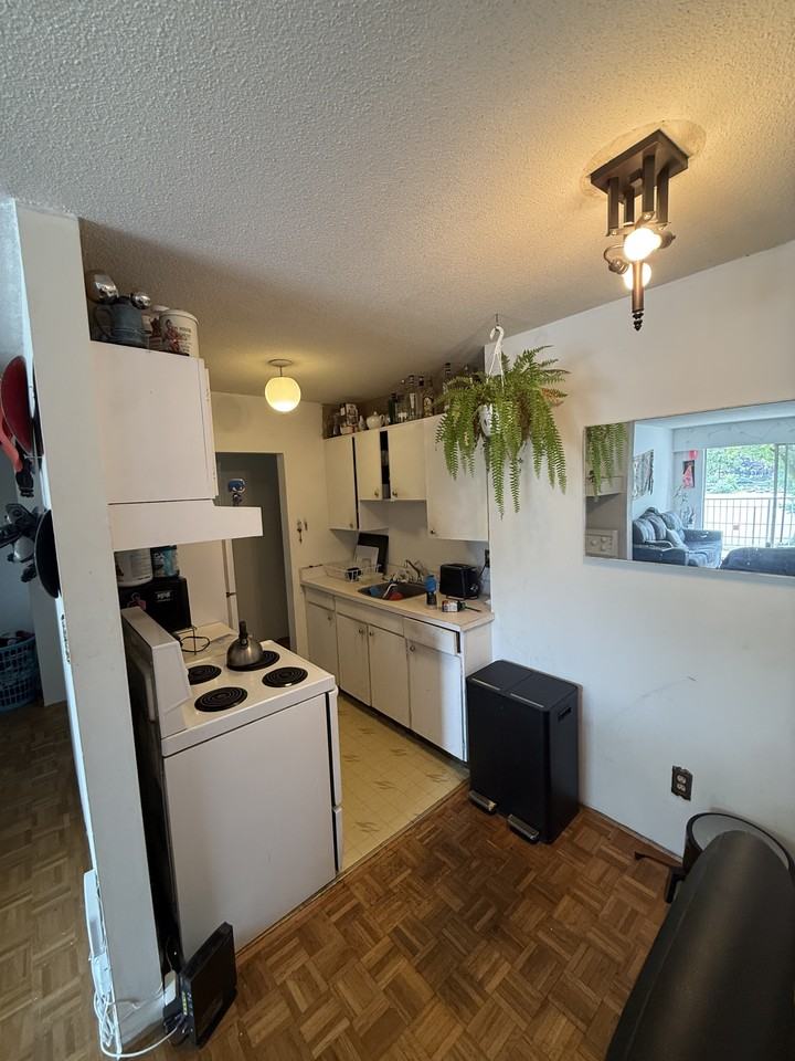 1107 West 14th Avenue #307 - Photo 4 of 4