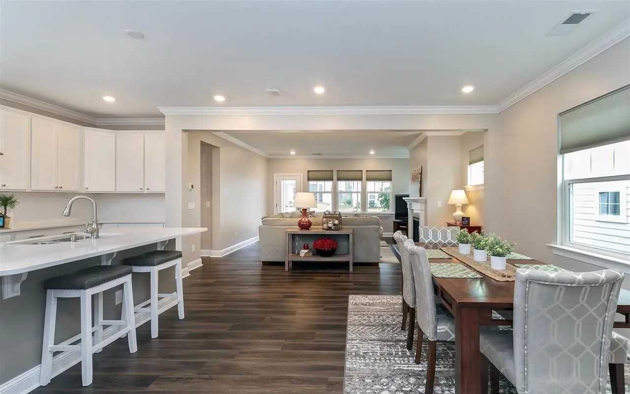 401 Ivy Arbor Way #1 - Photo 4 of 29