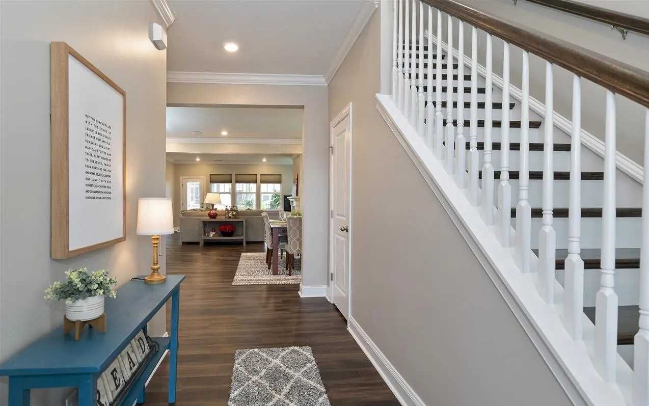 401 Ivy Arbor Way #1 - Photo 5 of 29