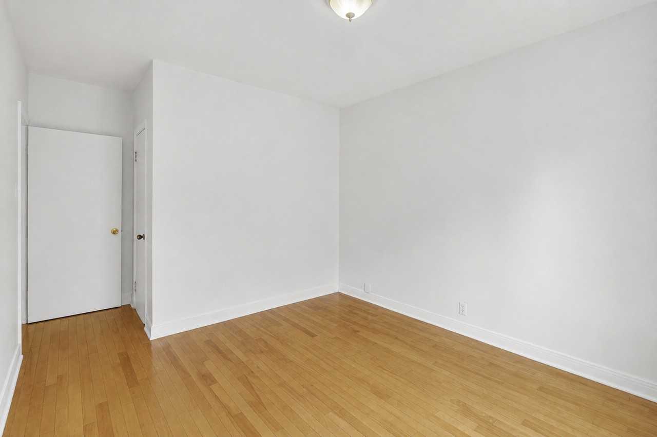 2760 Place de Darlington #22 - Photo 4 of 14