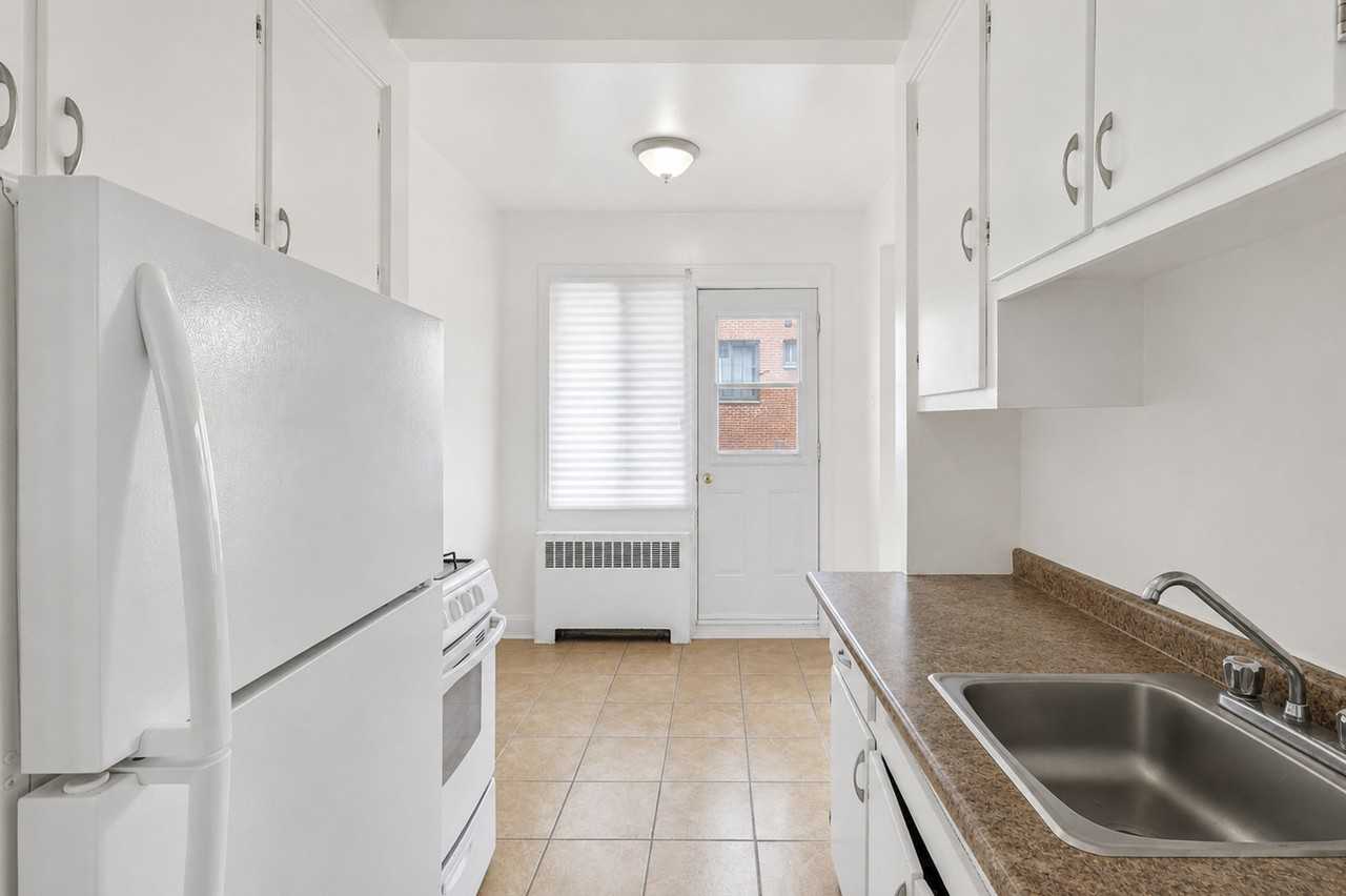 2760 Place de Darlington #22 - Photo 5 of 14