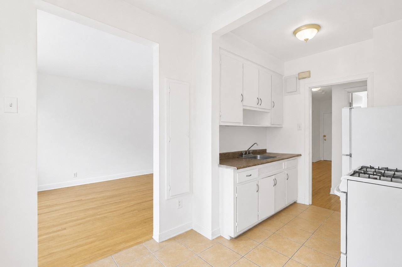 2760 Place de Darlington #22 - Photo 6 of 14
