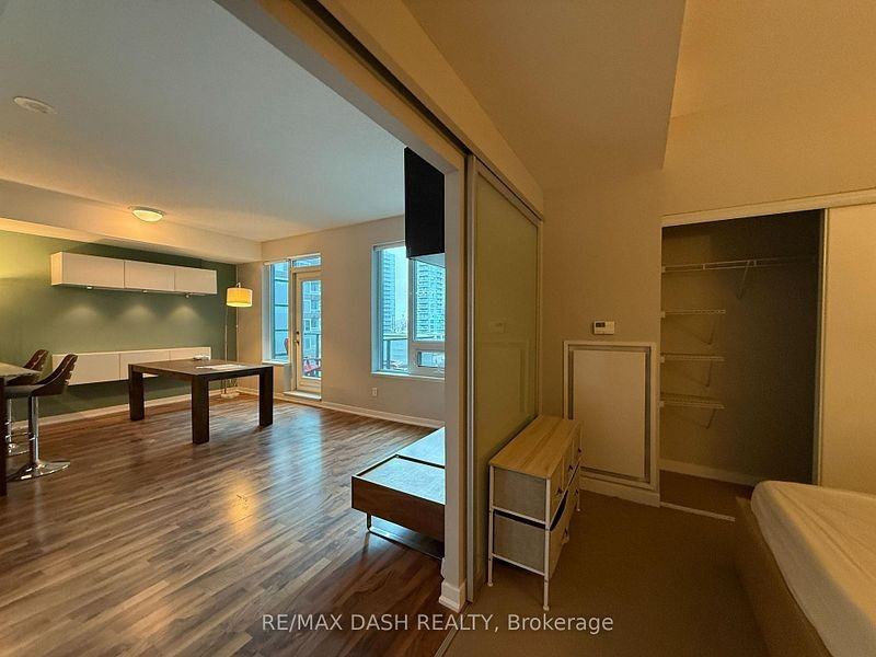 55 East Liberty Street - Photo 15