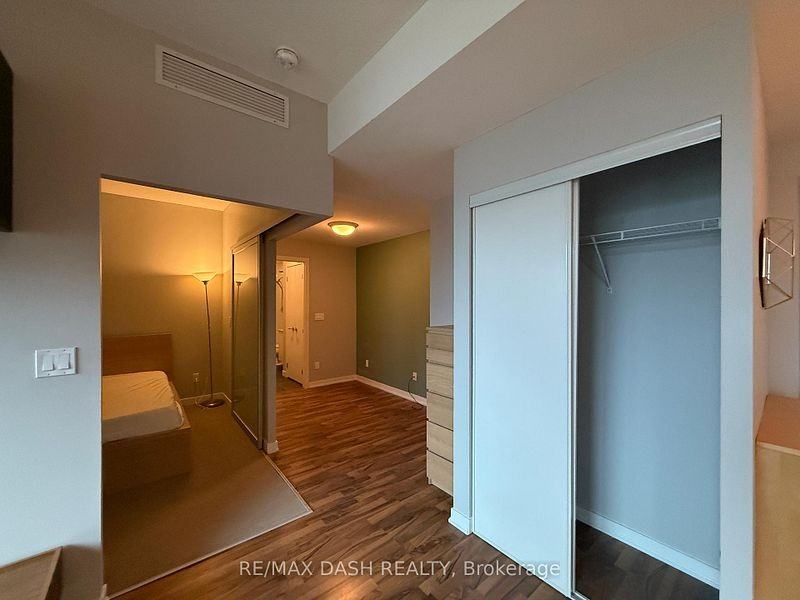 55 East Liberty Street - Photo 17