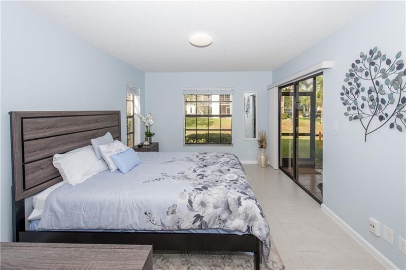 301 Olivewood Place - Photo 3 of 8