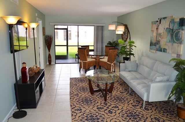 301 Olivewood Place - Photo 7 of 8