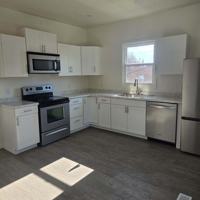 featured image of 927 W Mercury St