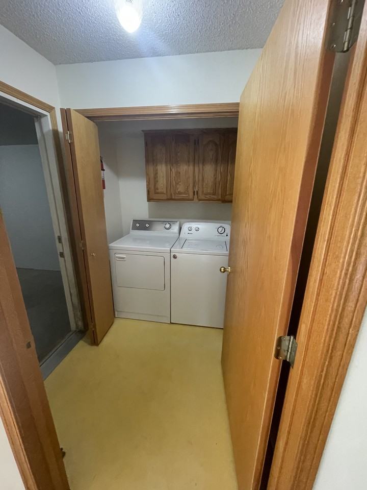 1009 Ohio St #B - Photo 5 of 30