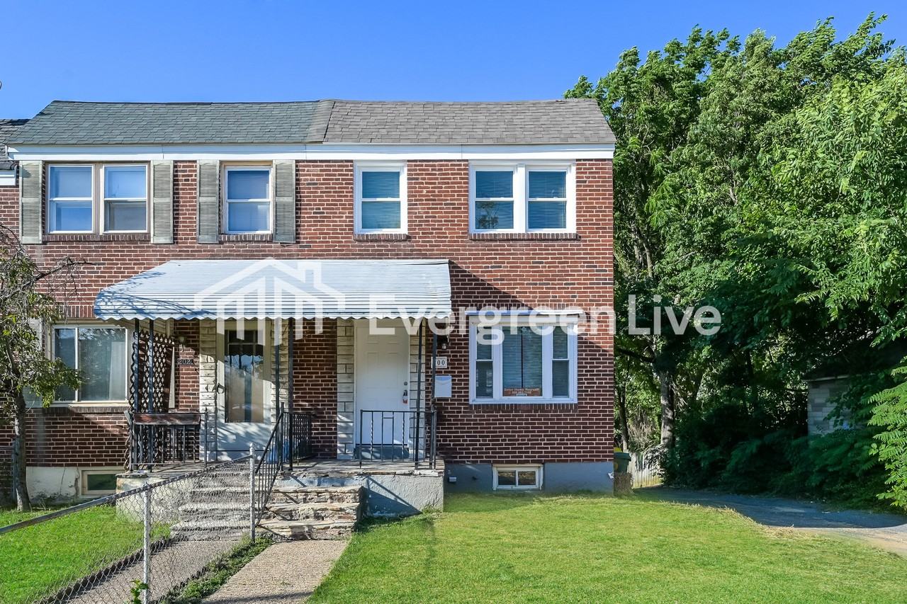 200 W Riverview Rd - Photo 2 of 15
