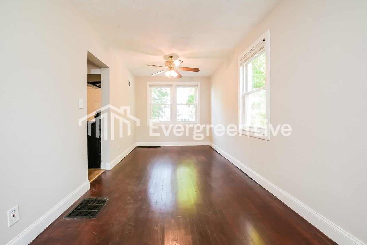 200 W Riverview Rd - Photo 5 of 15