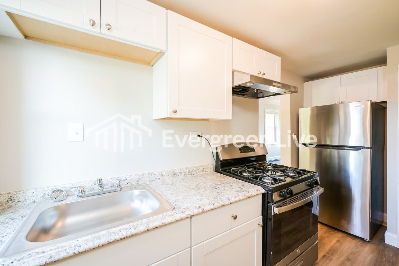 200 W Riverview Rd - Photo 7 of 15